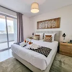 Elite Residente Gold 11 Apartment