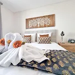 Elite Residente Gold 11 Apartment *