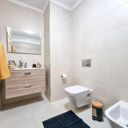 Elite Residente Gold 11 *