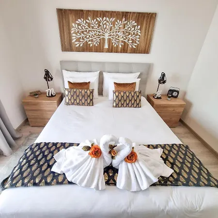 Elite Residente Gold 11 *